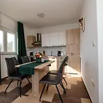 Lucija * Starigrad Paklenica