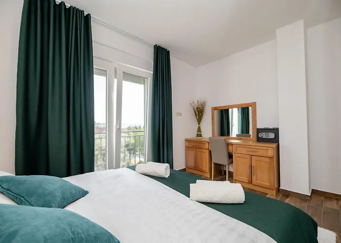 Lucija Apartman Starigrad-Paklenica