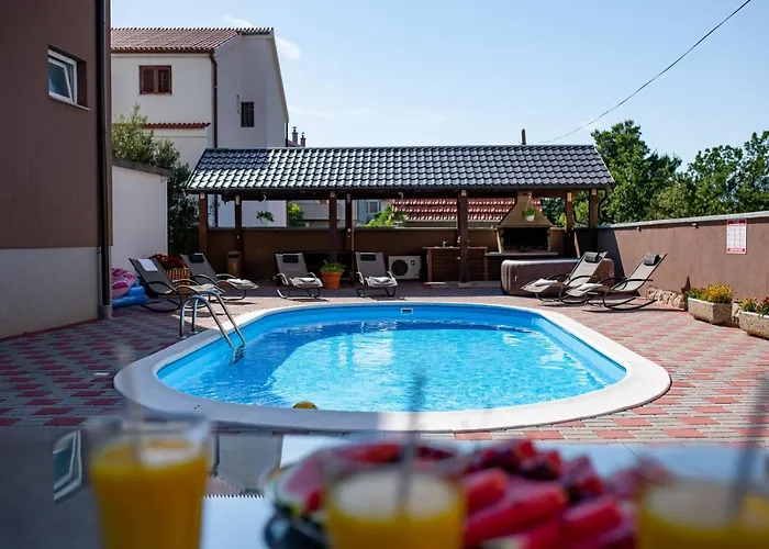 Apartman Lucija *