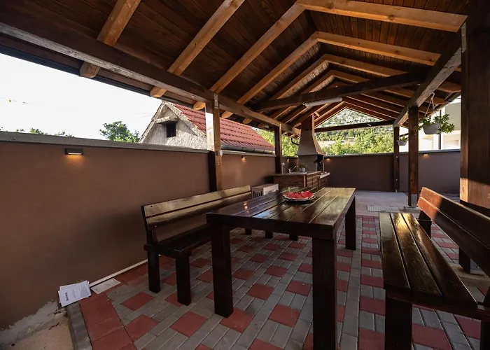 Lucija Apartman