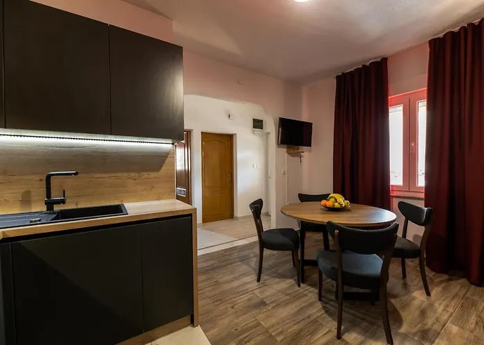 Lucija Apartman Starigrad-Paklenica