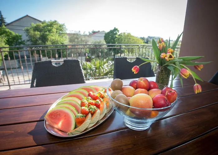 Lucija Апартаменты