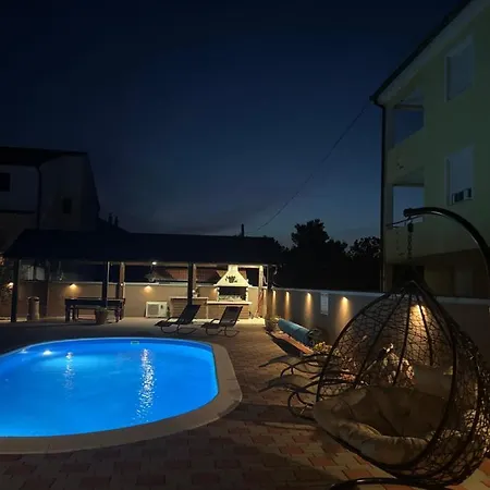 Lucija * Starigrad Paklenica