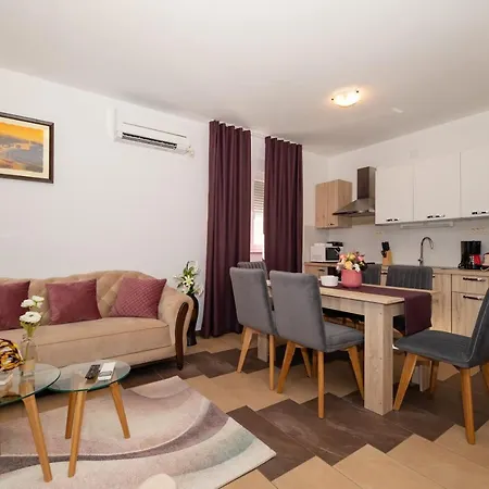 Apartment Lucija