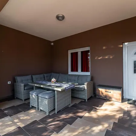 Apartmán Lucija *