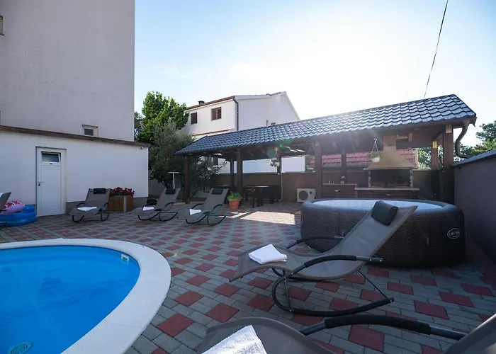 Lucija Starigrad Paklenica